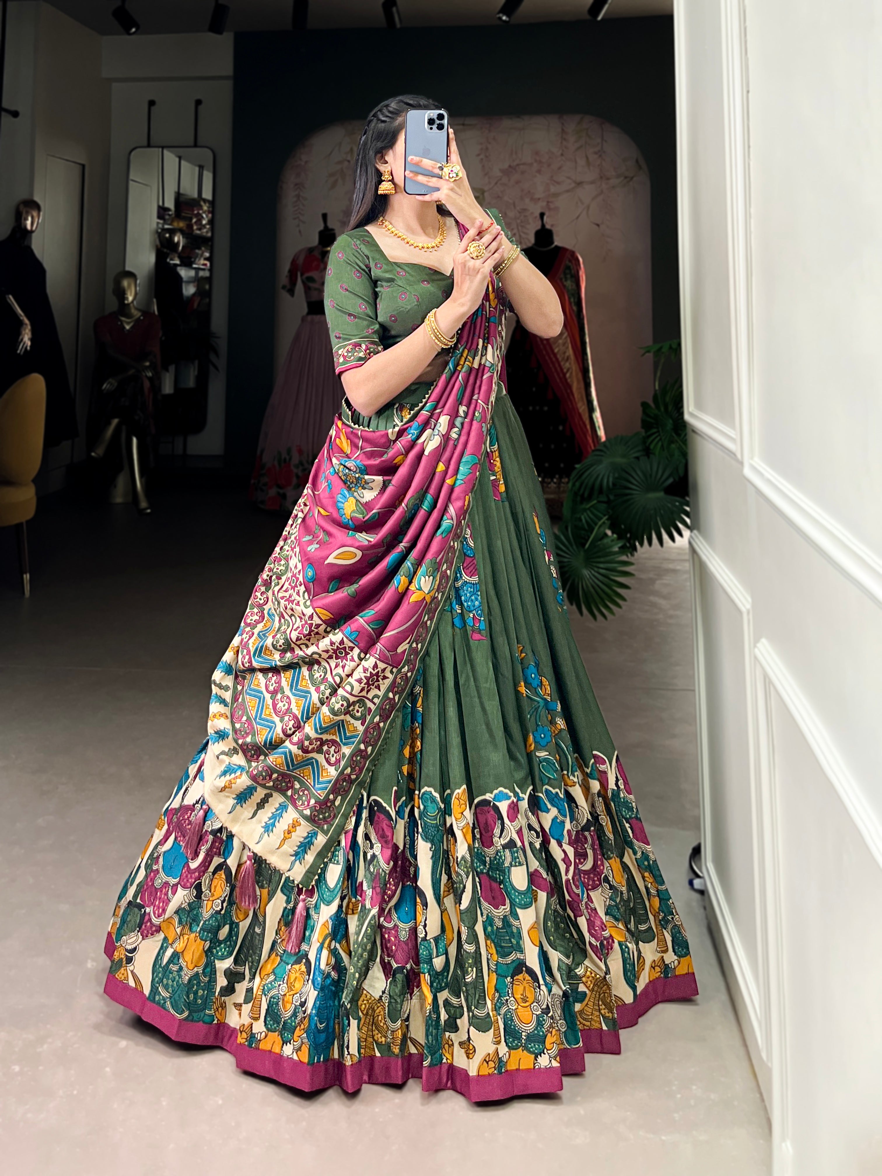 Exclusive Tussar Silk Lehenga Choli Set β Floral & Patola Print Design β¨π